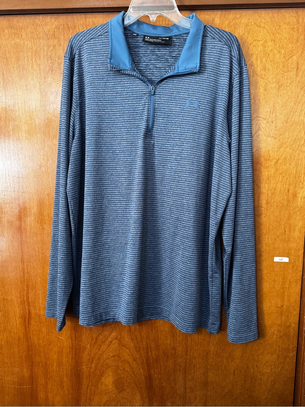 Under Armour Men’s XL Long Sleeve Blue Shirt 1/4 Zip Heathered Sriped
